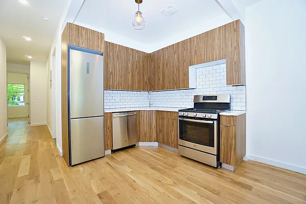 Rented by Corcoran | media 3