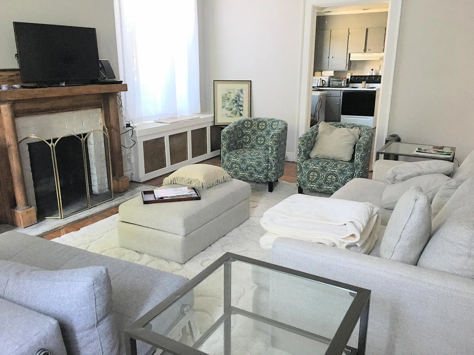 2522 Grove Ave — Photo 3