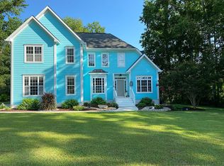 100 Fairway Dr, Hampstead, NC 28443