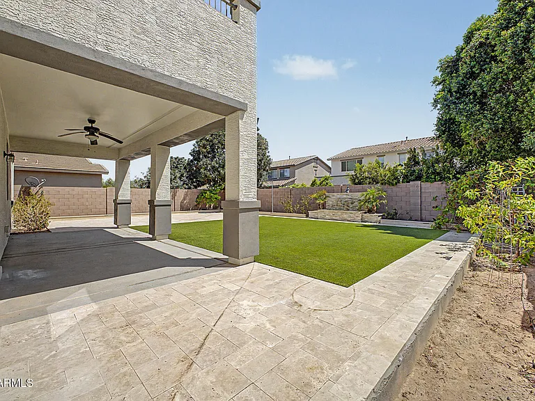 2531 E Eleana Ln — Photo 47