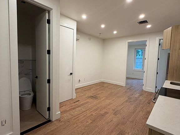 4th image of 1668 Bergen St #2B
