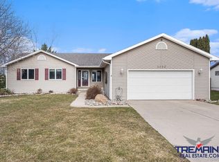 8190 Potter Rd, Flushing, MI 48433