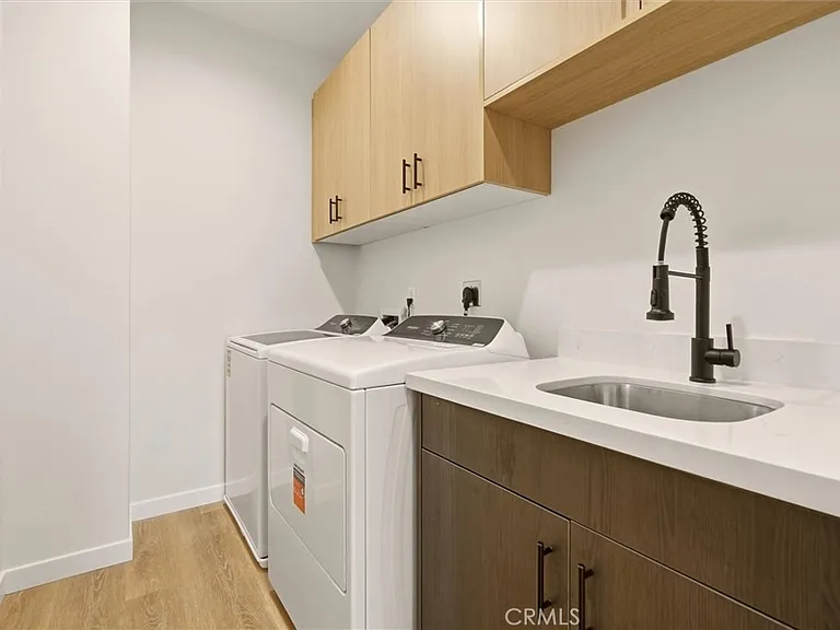 10665 Alborz Ct — Photo 20