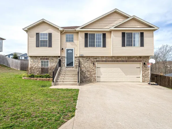105 Sandstone Dr, Saint Robert, MO 65584