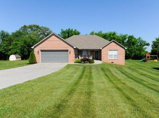 3950 Leyte Dr, Maryville, TN 37801