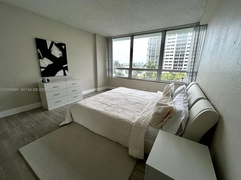 1500 Bay Rd #558S — Photo 5