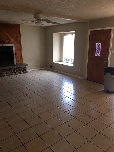 Living room.