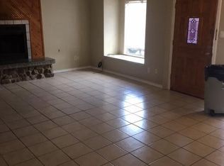 442 Carroll Ave, Wake Village, TX 75501