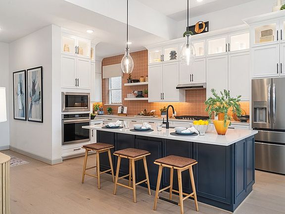 The Antonio - Kitchen