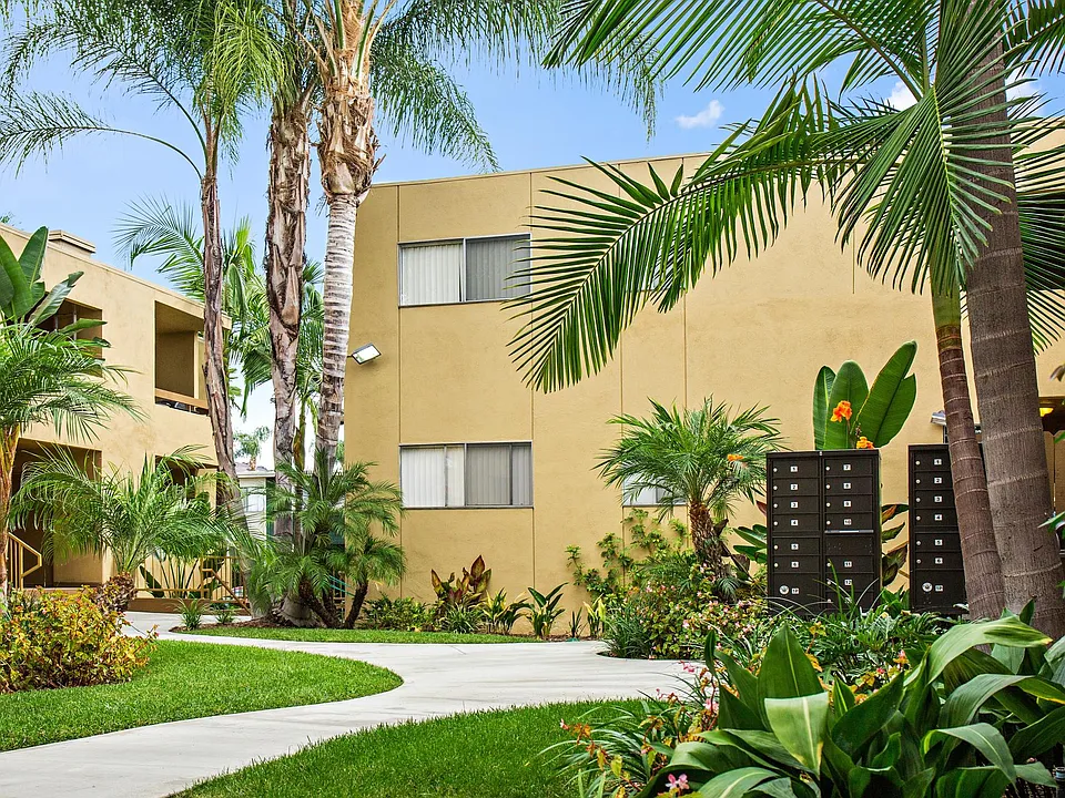 Park Lane Apartments