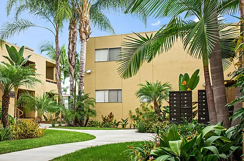 Park Lane Apartments Photo 1