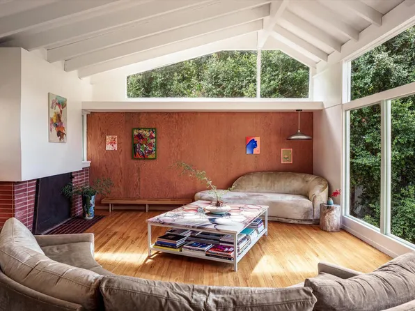 2764 Outpost Dr, Los Angeles, CA 90068