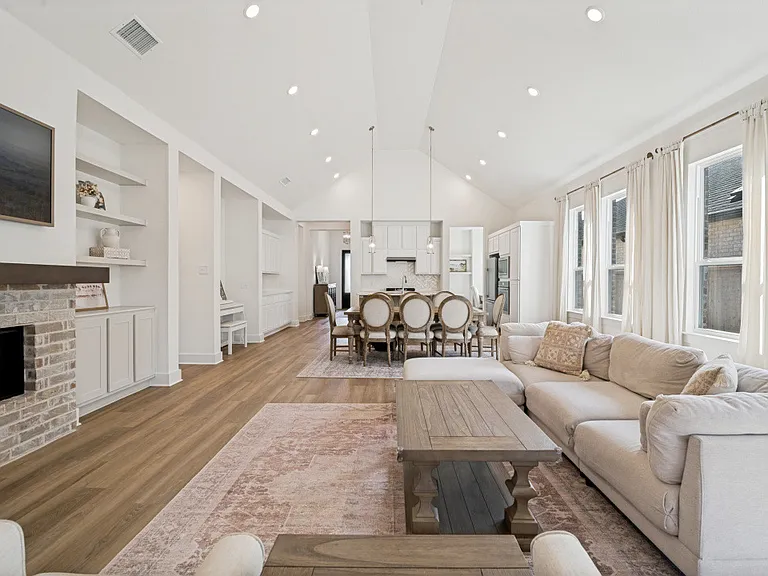 1046 Bearing St — Photo 25