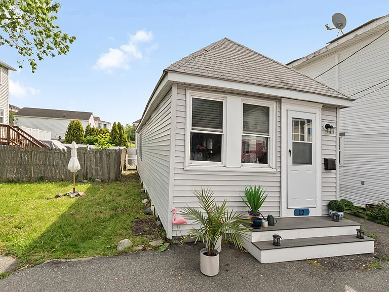 12 Argyle St — Photo 18