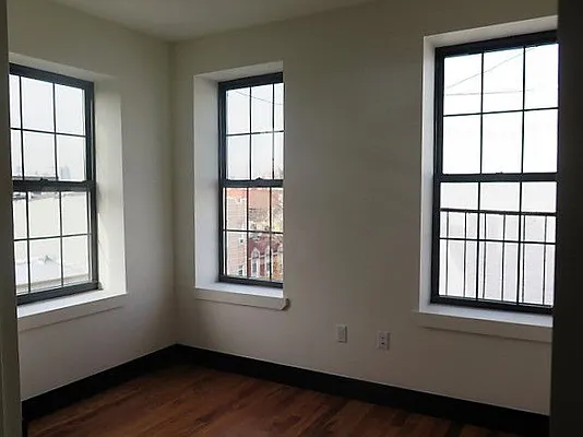 Rented by Wyckoff Heights Realty Inc. | media 15