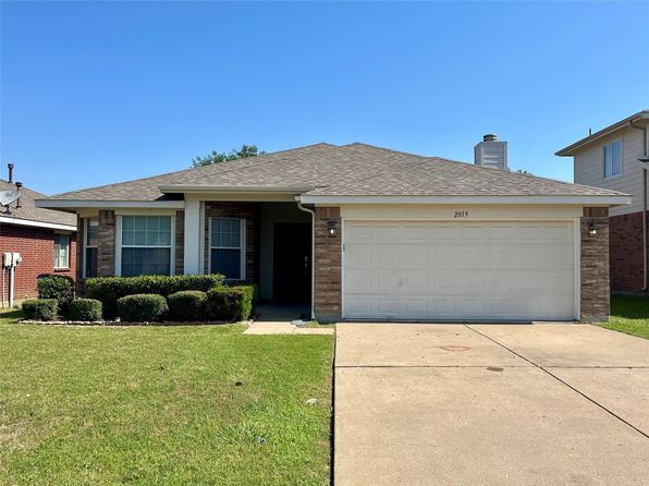2015 Gardenia Dr