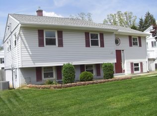 230 Highfalcon Rd, Reisterstown, MD 21136