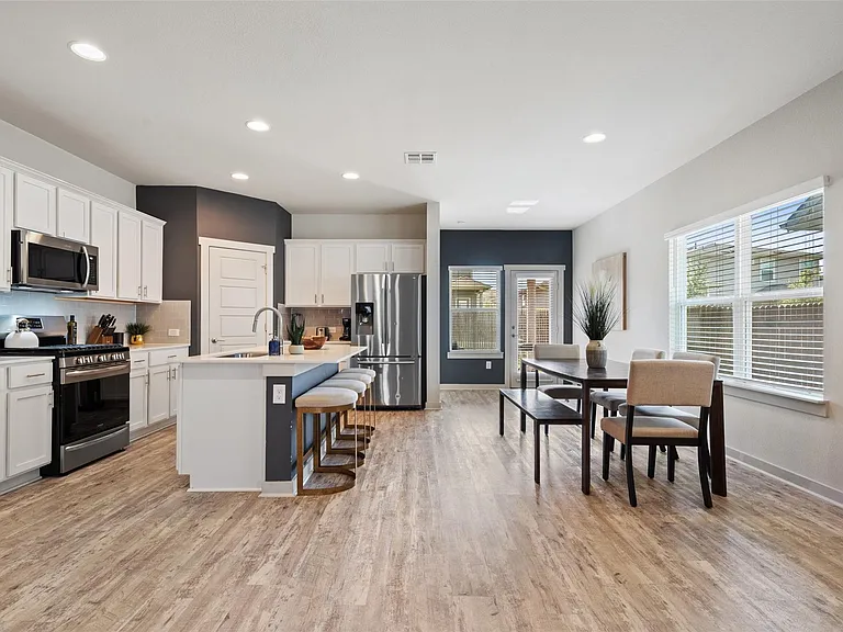 8313 City Top Blvd — Photo 15