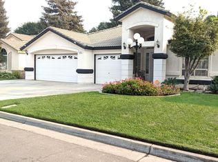 5993 W Minarets Ave, Fresno, CA