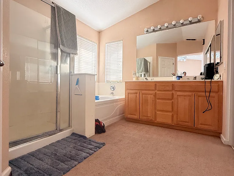 1236 Crossroads Ct — Photo 14