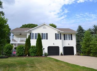2420 Reno Dr, Louisville, OH