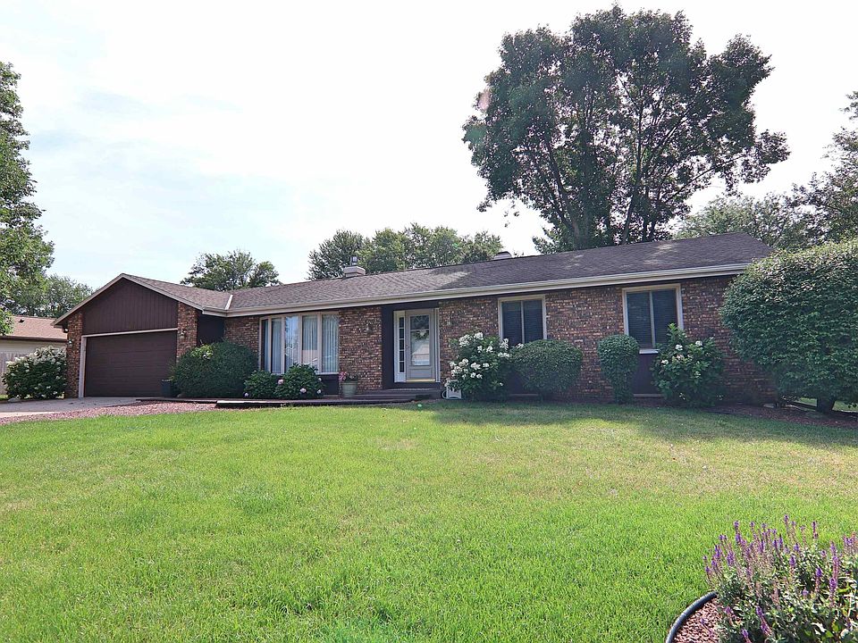 1st image of 916 Blayden Dr