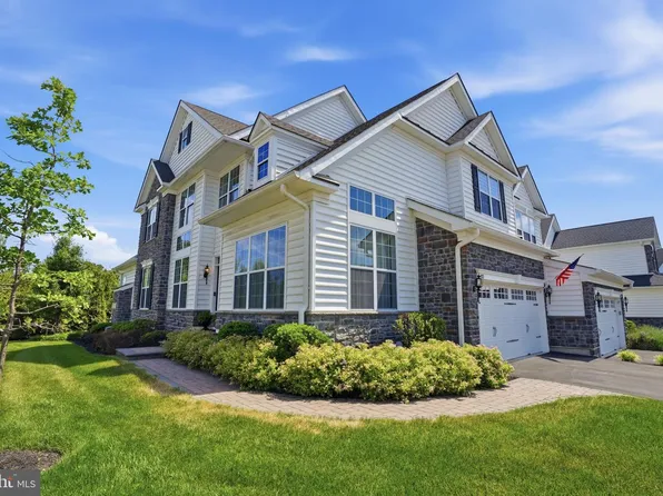 83 Lavender Dr, Yardley, PA 19067