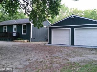 71 Hickory Ln, Bumpass, VA 23024