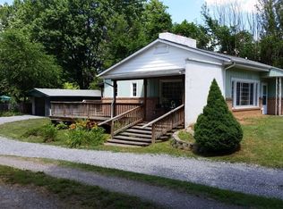 3433 Broad St, Clyde, NC 28721