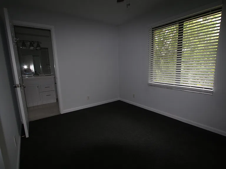 324 W Pine St #13 — Photo 7