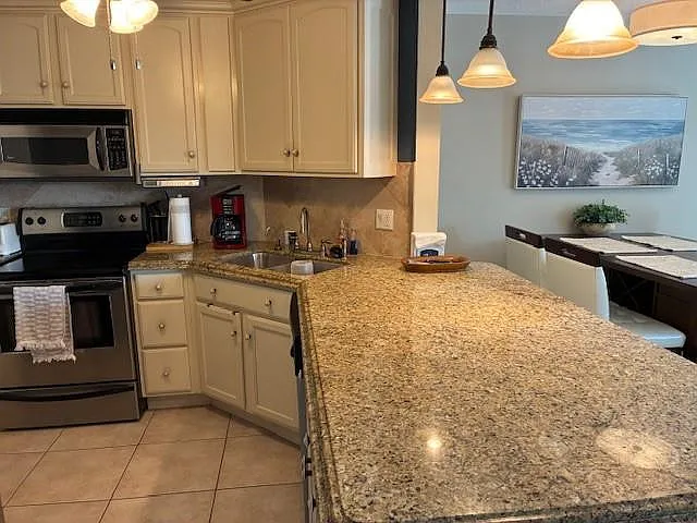 133 N Pompano Beach Blvd #209 — Photo 8