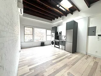 Rented by Nolita Group