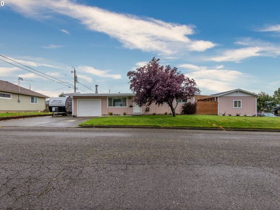 460 S Morrison St Coos Bay Or 97420 Zillow