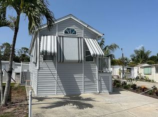 971 Pine Dr, Naples, FL 34114