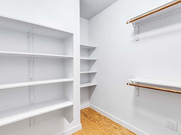 2nd image of 814 N Bluff Dr #80