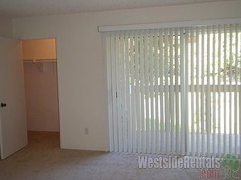2nd image of 802 Regal Rd APT 3M