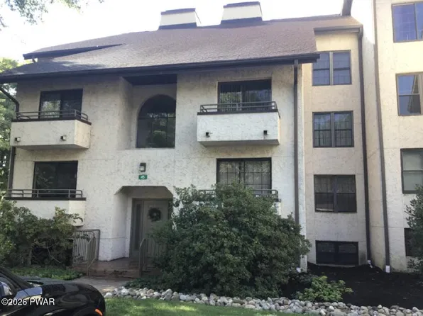 45 Midlake Dr #102G, Lake Harmony, PA 18624