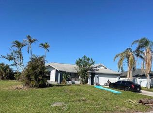 1318 SW 9th Ave, Cape Coral, FL 33991