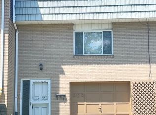 202 Rhodes Ave, West Mifflin, PA 15122