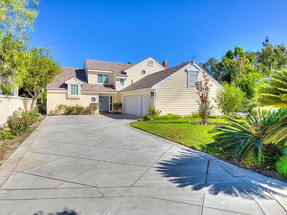 2nd image of 5271 E Fairlee Ct