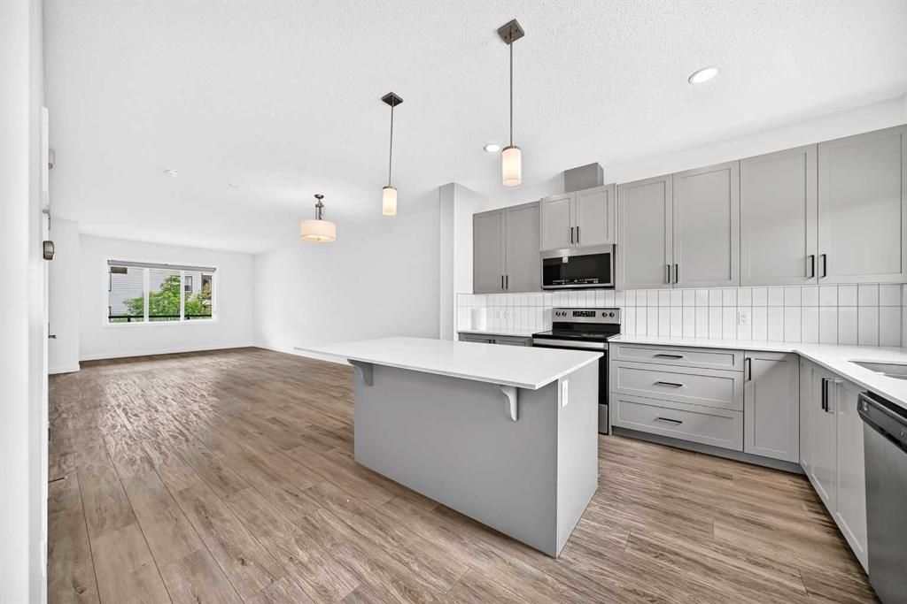 339 E Wolf Creek Way SE, Calgary, AB - View 5