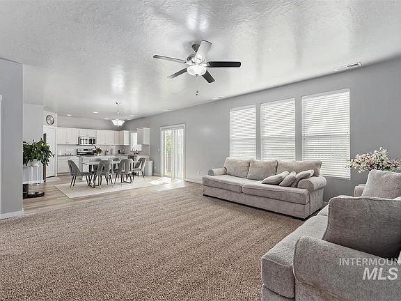 4th image of 5971 S Chinook Way