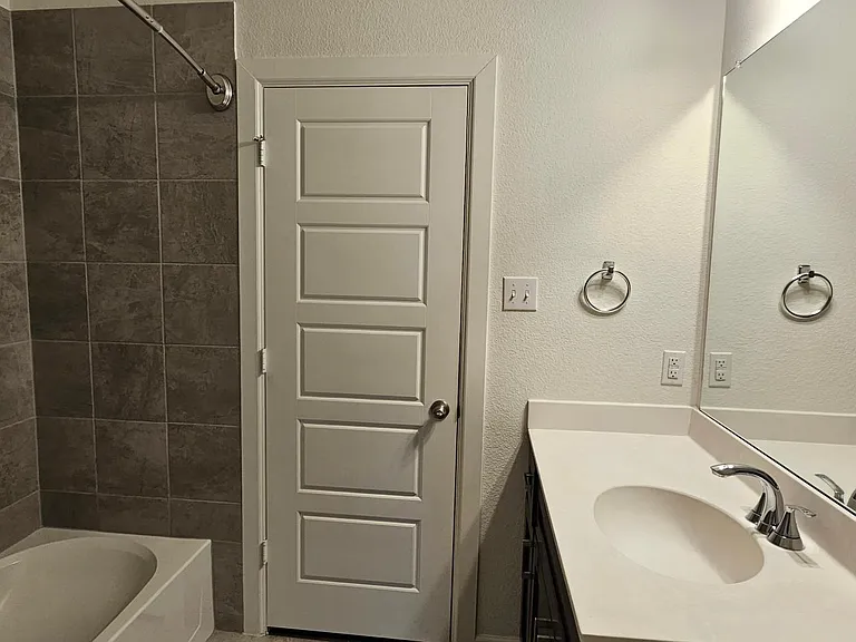 4836 Carmel Valley Dr — Photo 10