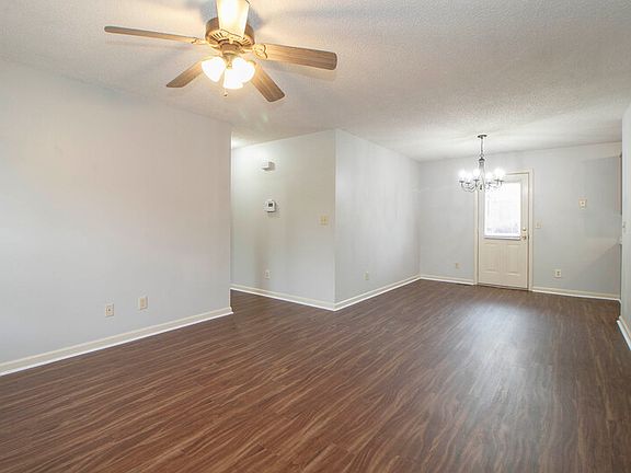 2nd image of 3256 N Senseney Cir