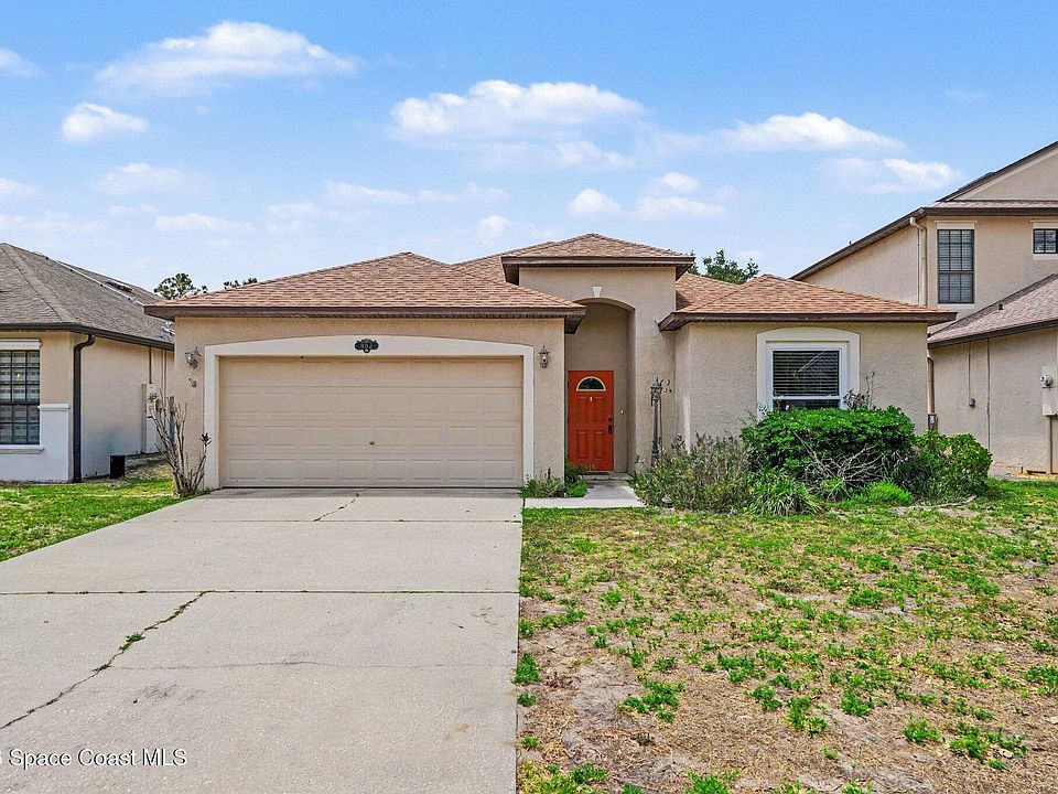 1st image of 802 Marian Ct