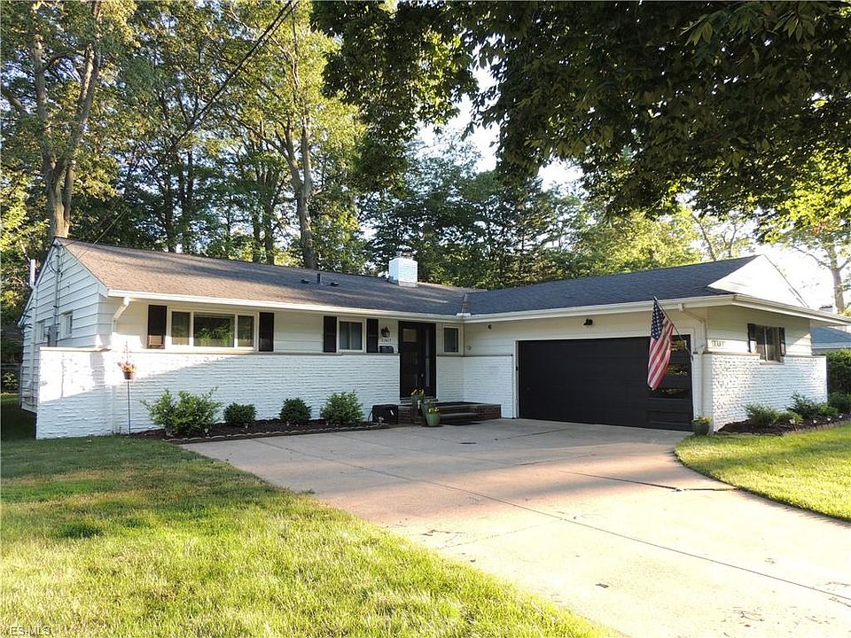 1st image of 22617 Beechnut Ln
