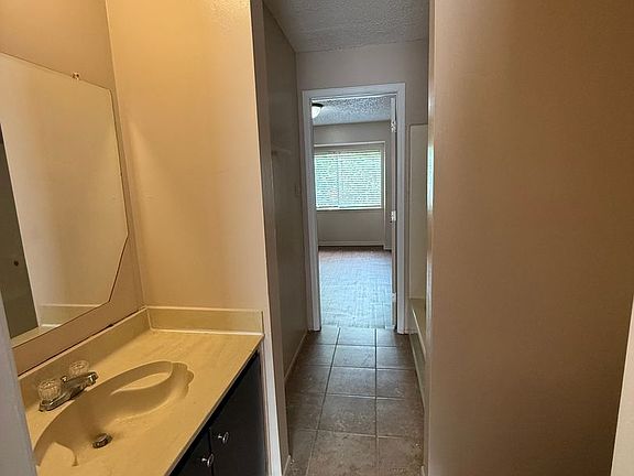 2nd image of 8845 Gsri Ave #C