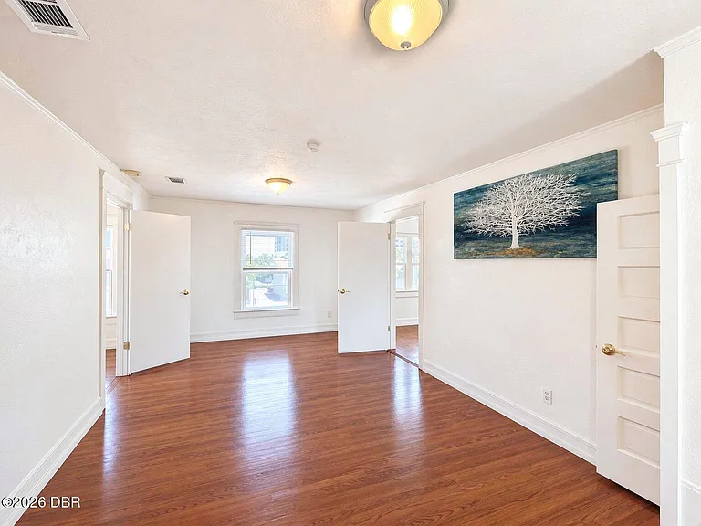 431 N Grandview Ave #C — Photo 5