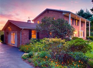 4313 Middle Rd, Allison Park, PA 15101