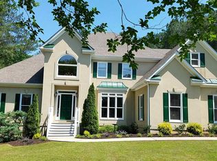 135 Triple Crown Point, Fayetteville, GA 30215